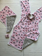 Load image into Gallery viewer, Pink Mopeds Clever Cover